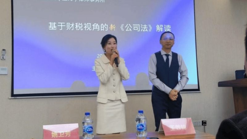 网上代办营业执照的流程主要包括以下步骤：